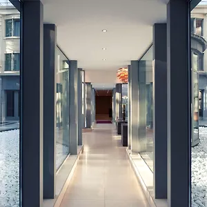 4* Отель Mercure Brussels Centre Midi